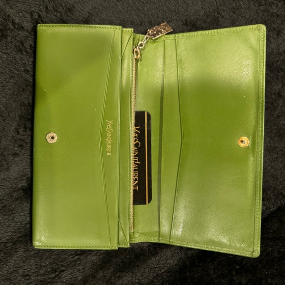 yves saint laurent green leather bi-fold wallet - Picture 4 of 4